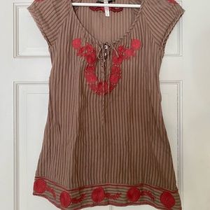 Free People shirt brown red detail tie size 0/small